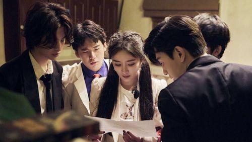 吃瓜两个人娱乐圈,揭秘明星幕后故事